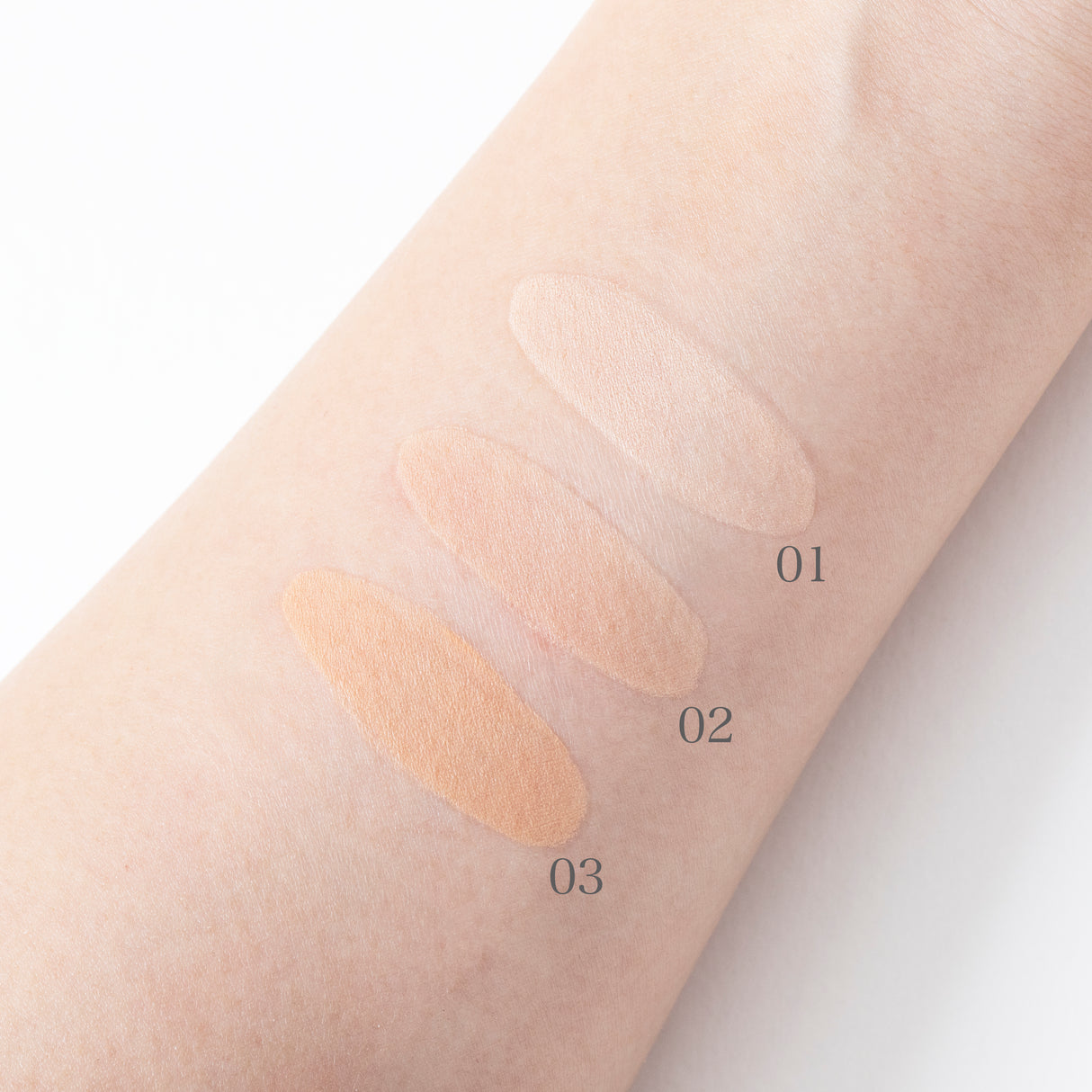 AUCOULEUR フィット リキッド ファンデーション